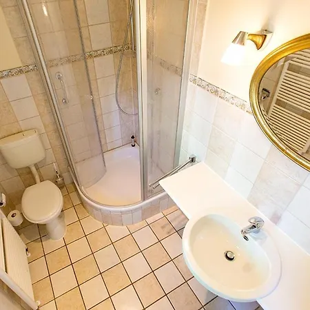 Ferienhaussiedlung Strandperlen Buchenhof 4a * Wustrow (Fischland)